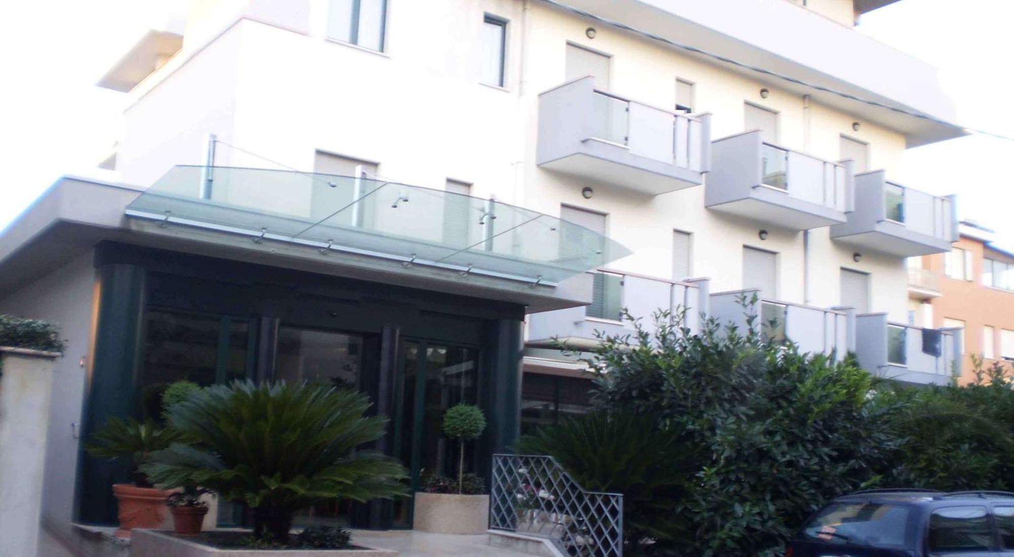 La Perla B&B Hotel Roseto Degli Abruzzi Εξωτερικό φωτογραφία